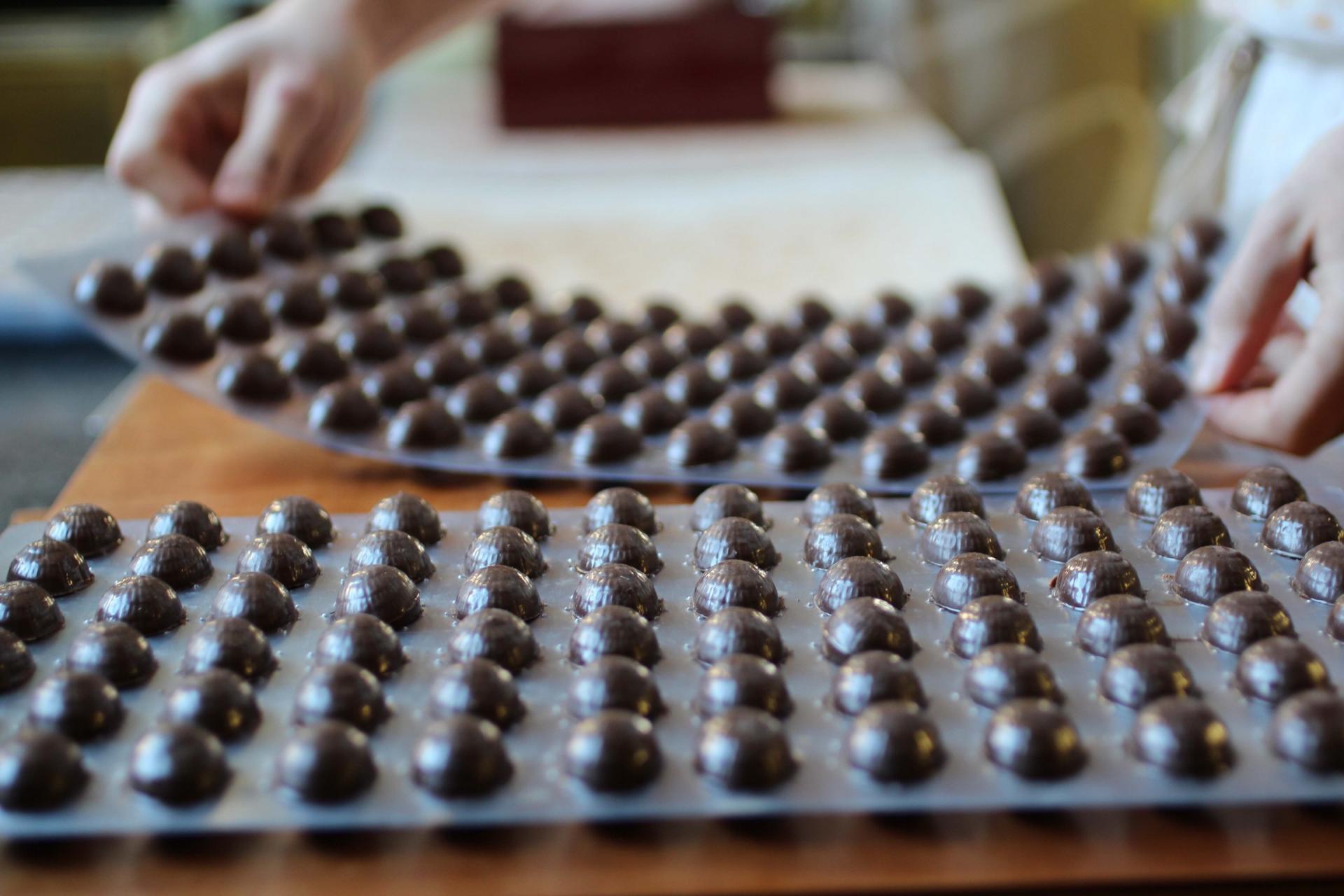 Fabrication des œufs praliné